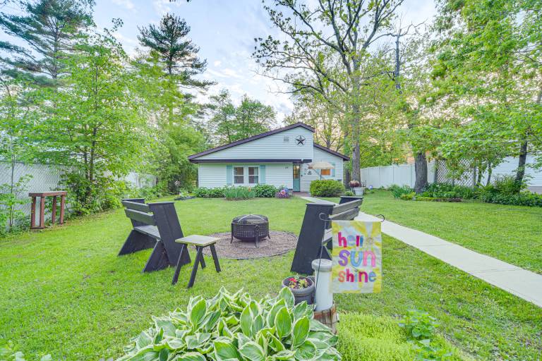 Lakefront Family Retreat w/ Private Dock! — photo 3