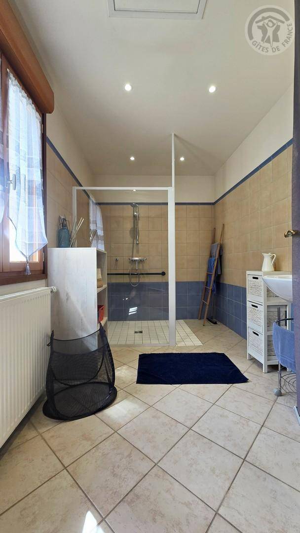 190 m² Gîte ∙ 4 Schlafzimmer ∙ 8 Gäste – Bild 17