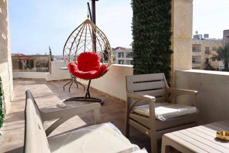 Apartment Abdun Al Janobi