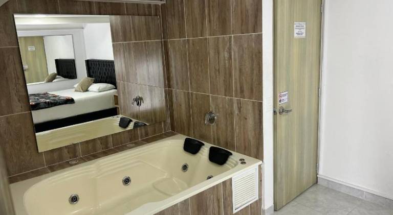 Hotel Urbano 70 — photo 4