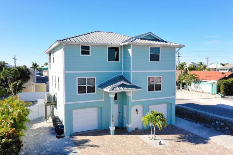 House  Fort Myers Beach