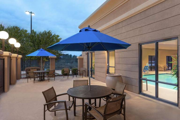 Hampton Inn & Suites Pine Bluff — photo 4