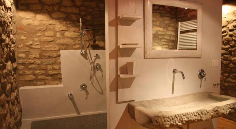 Pleasant farm with barbeque, pool & patio | Pet-friendly — photo 2