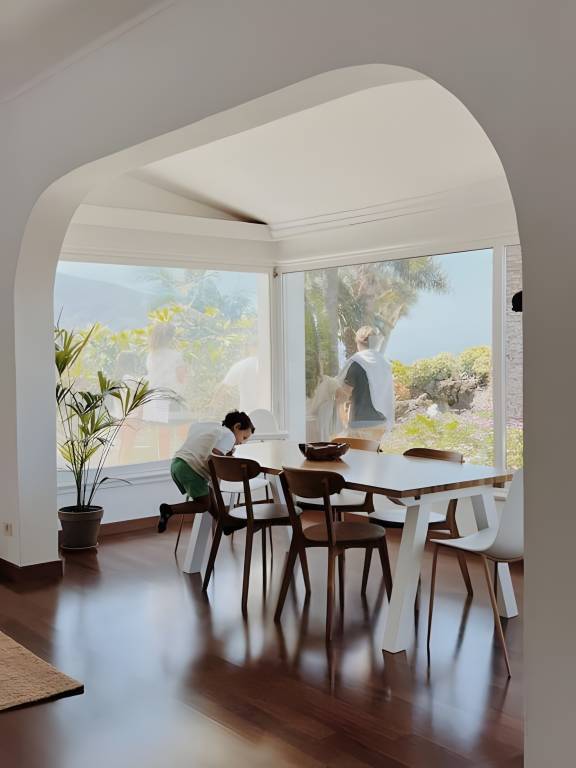 Villa with yard, terrace & barbecue | Sea view — photo 5