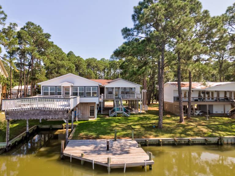 Happy Lee Ever After - 1424 Cadillac Avenue in Al
