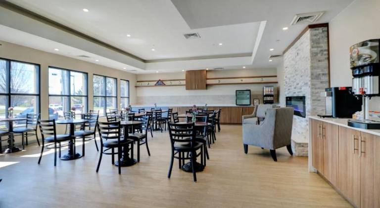 Anchorage Inn and Suites — photo 4