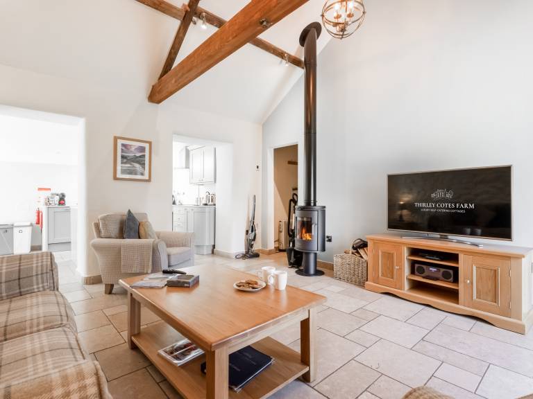 Family-friendly cottage with garden, barbecue & hot tub | Dogs allowed — photo 4