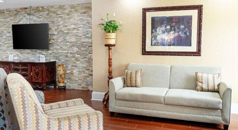 Quality Inn & Suites Robbinsville — photo 5