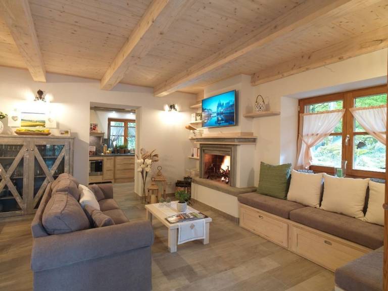 Fully equipped house with patio, grill & yard | Mountain view | Next to the ski | Pet-friendly — photo 3