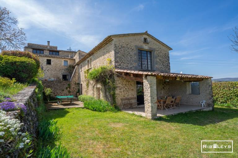 Maison de vacances Lurs
