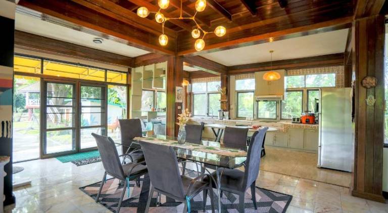 House with garden, BBQ & patio | Suitable for remote work — photo 3