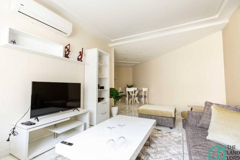 The Business Flat central fully equipped garage