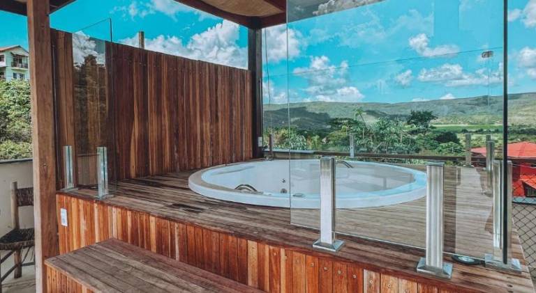 Lodge with garden, terrace & jacuzzi — photo 4
