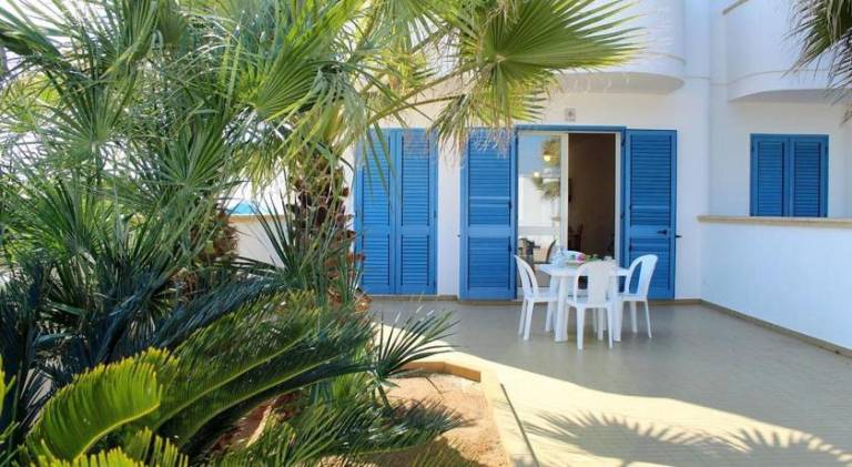 Rental apartment with patio | Pet-friendly — photo 3