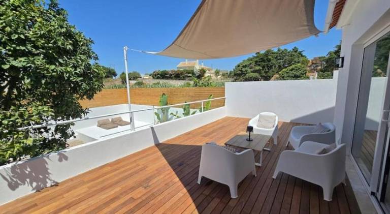 Villa with garden, patio & private pool — photo 4