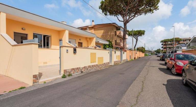 Rental apartment with 1 room for 4 persons in Fiumicino