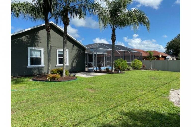 House Palm Bay