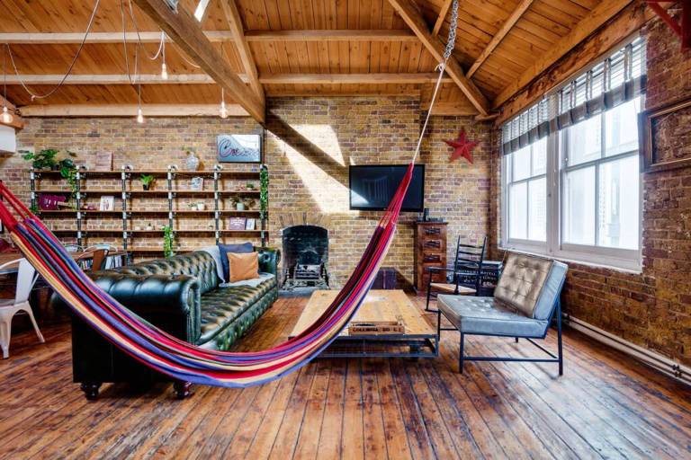 East London loft penthouse with epic roof terrace and loads of space — photo 2