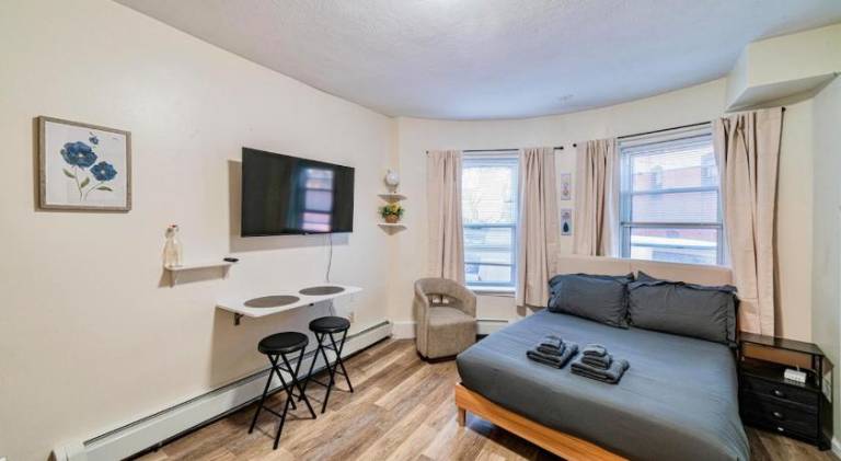Holiday apartment | Pet-friendly in Cambridge, MA