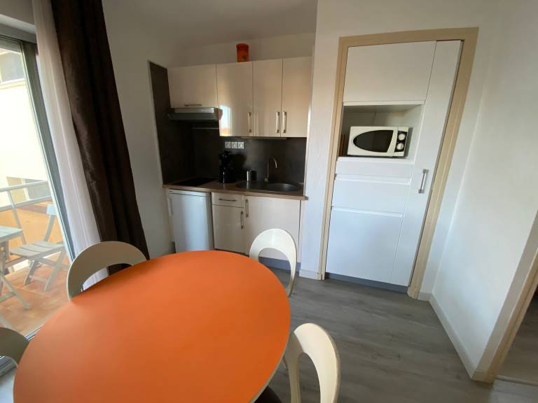 Holiday apartment with 1 room for 4 persons — photo 2