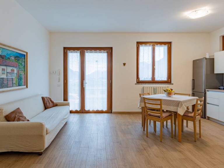 Holiday apartment with yard & patio | Dogs allowed — photo 3