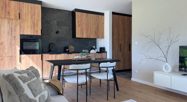 Rental apartment with yard & terrace — photo 4
