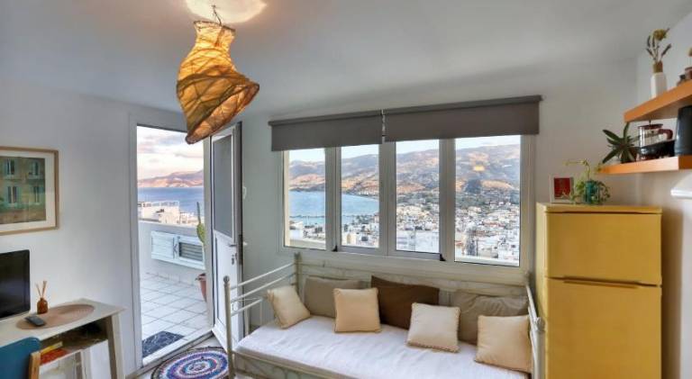 Nice holiday apartment with terrace | Pets allowed in Sitia