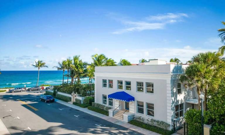 Condomínio  Palm Beach