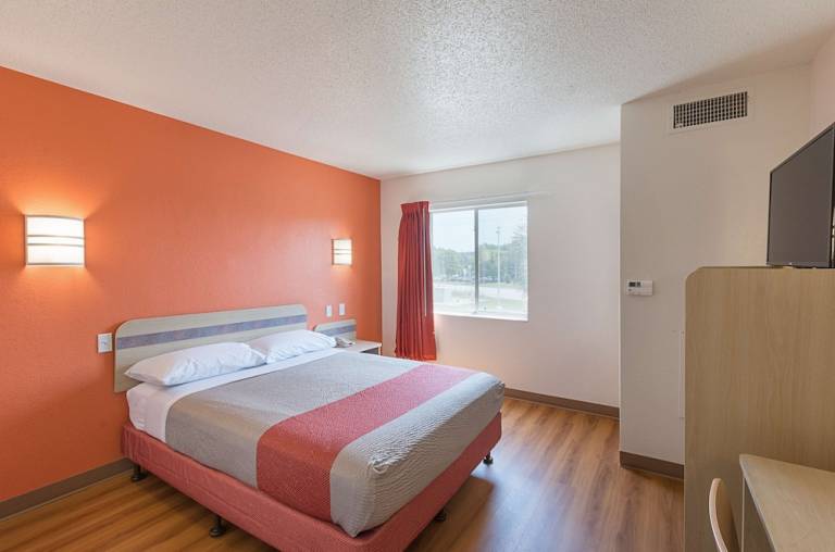 Motel  Dentsville