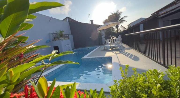 Spacious vacation home with pool | Pet-friendly — photo 4