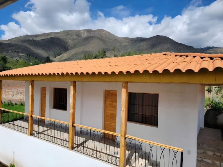 Lodge  Yungar Distric