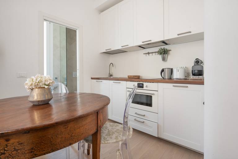 Holiday apartment with patio | Next to Grand Canal — photo 5
