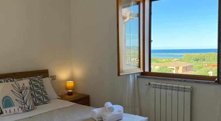 House with 2 rooms for 6 persons in San Teodoro