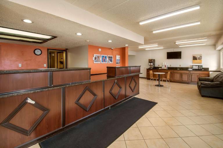 Motel 6 Grove City, OH — photo 4
