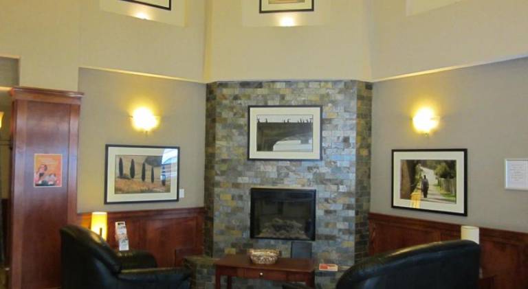 Lakeview Inns & Suites - Fort Nelson — photo 3