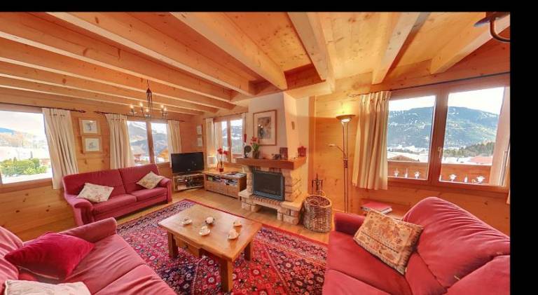 Chalet with 4 rooms for 10 persons — photo 2