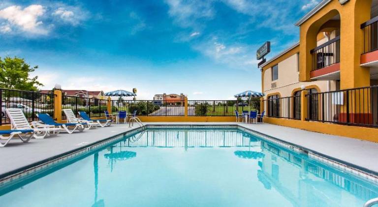 Quality Inn & Suites Orangeburg — photo 4
