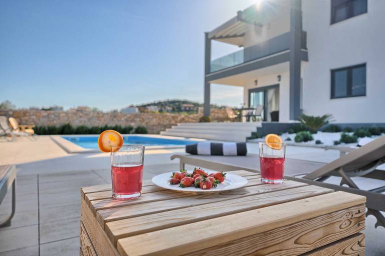 Villa Clear Skies - pool, jacuzzi, location, sea views, comfort and design by MyWaycation — photo 3