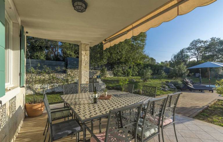 Villa with terrace, pool & BBQ | Pool view — photo 5