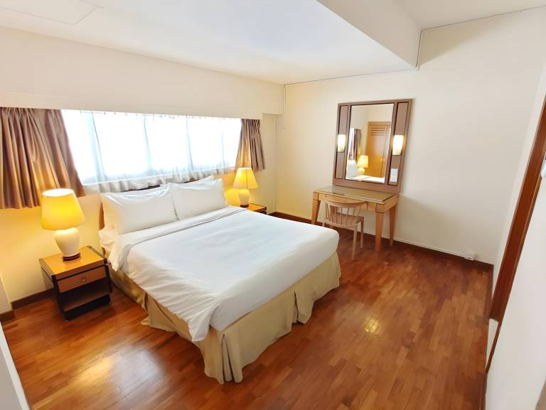 Serviced apartment Orchard