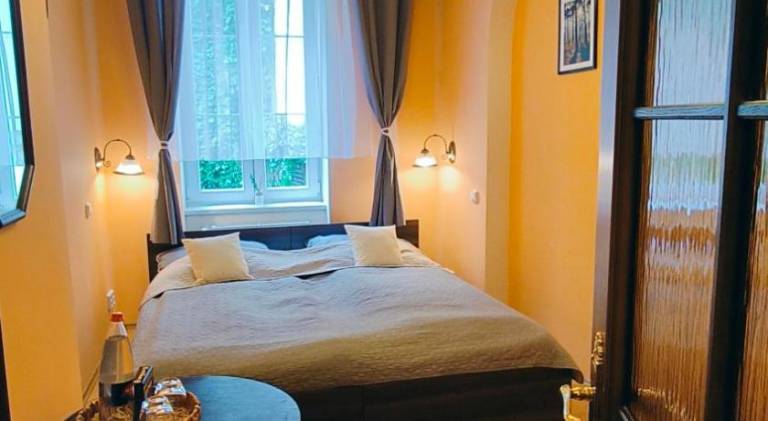 Rental apartment with 1 room for 3 persons in Karlovy Vary