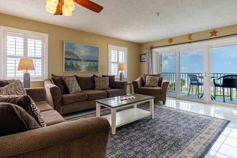 Condo Treasure Island