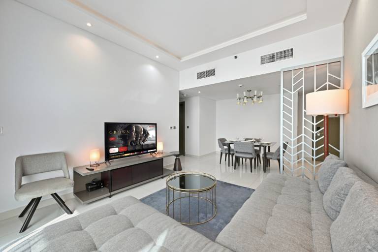 Luxury 2BDR In Burj Khalifa View Business Bay