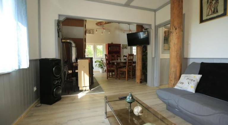 Chalet with jacuzzi — photo 2