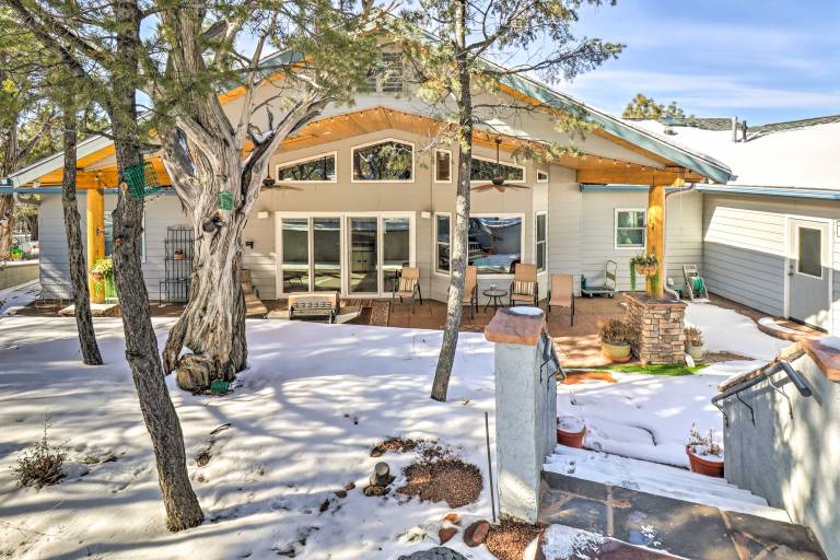 Patio & Forest View: Peaceful Show Low Home — photo 2