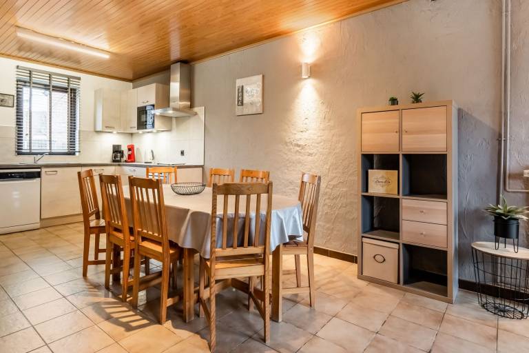 Child-friendly cottage with barbecue, garden & patio | Dogs allowed — photo 2