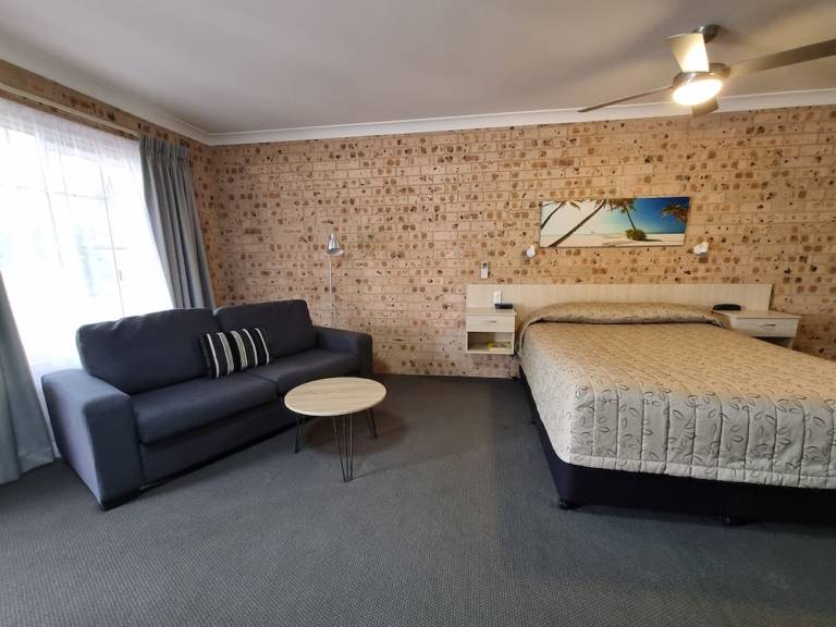 Motel  Cardiff