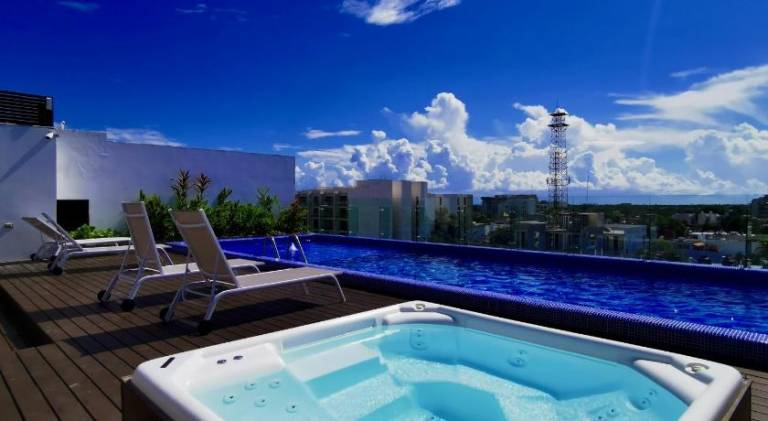 Holiday apartment with jacuzzi & pool | Pets allowed — photo 2