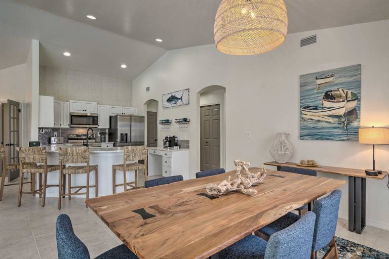 Private Pool: Beachy Cape Coral Getaway! — photo 2
