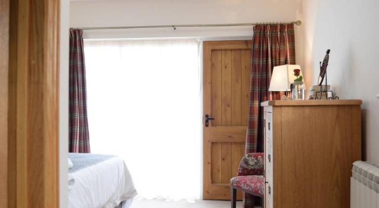 The Red Lion, Barn Accommodation in Northampton